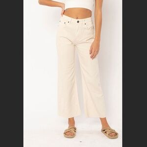 Amuse Society | Gabi Crop Flare WVN Denim Pant - White